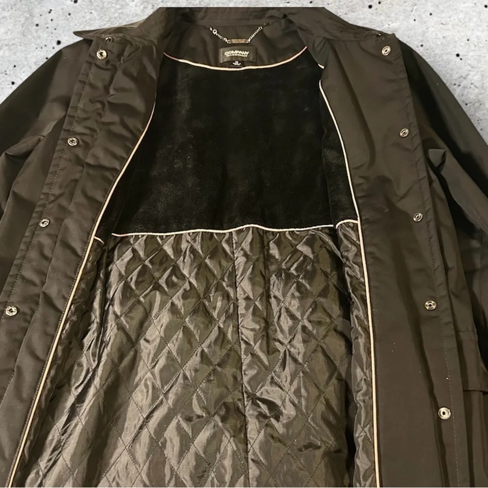 Ellen Tracy Black Raincoat. Trenchcoat. Size Medium - Picture 11 of 13
